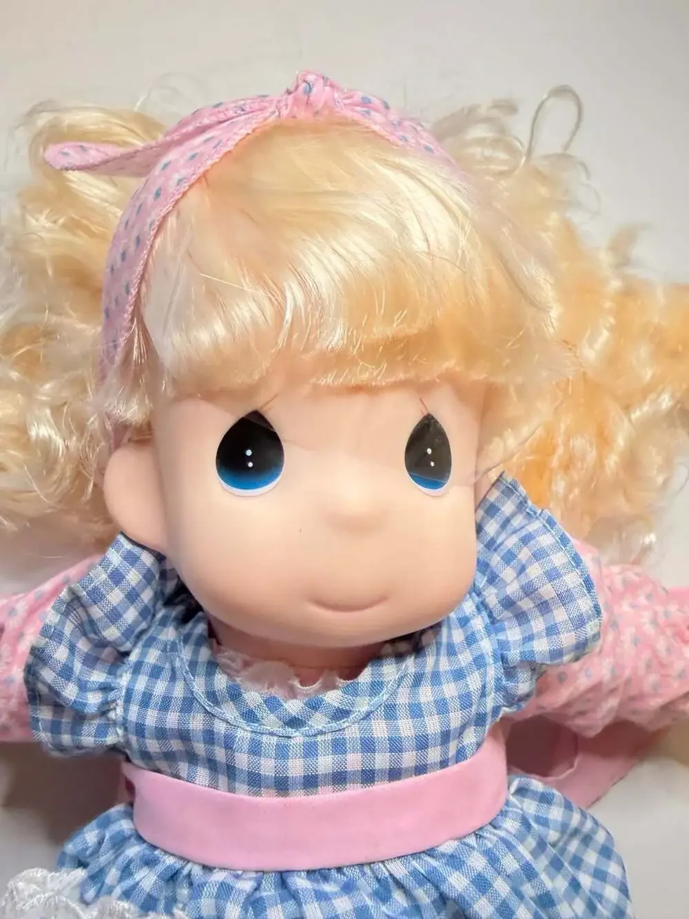 Precious Moments Lori Doll, Mommy I Love You Series 4th Edition, Item No. 1082